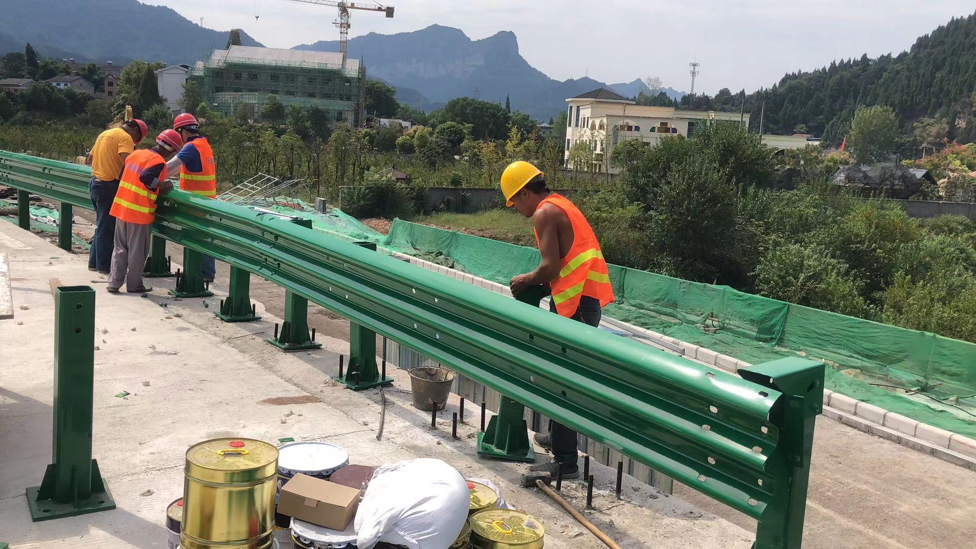 龙泉驿区波形护栏热镀锌波形护栏 - 推荐
